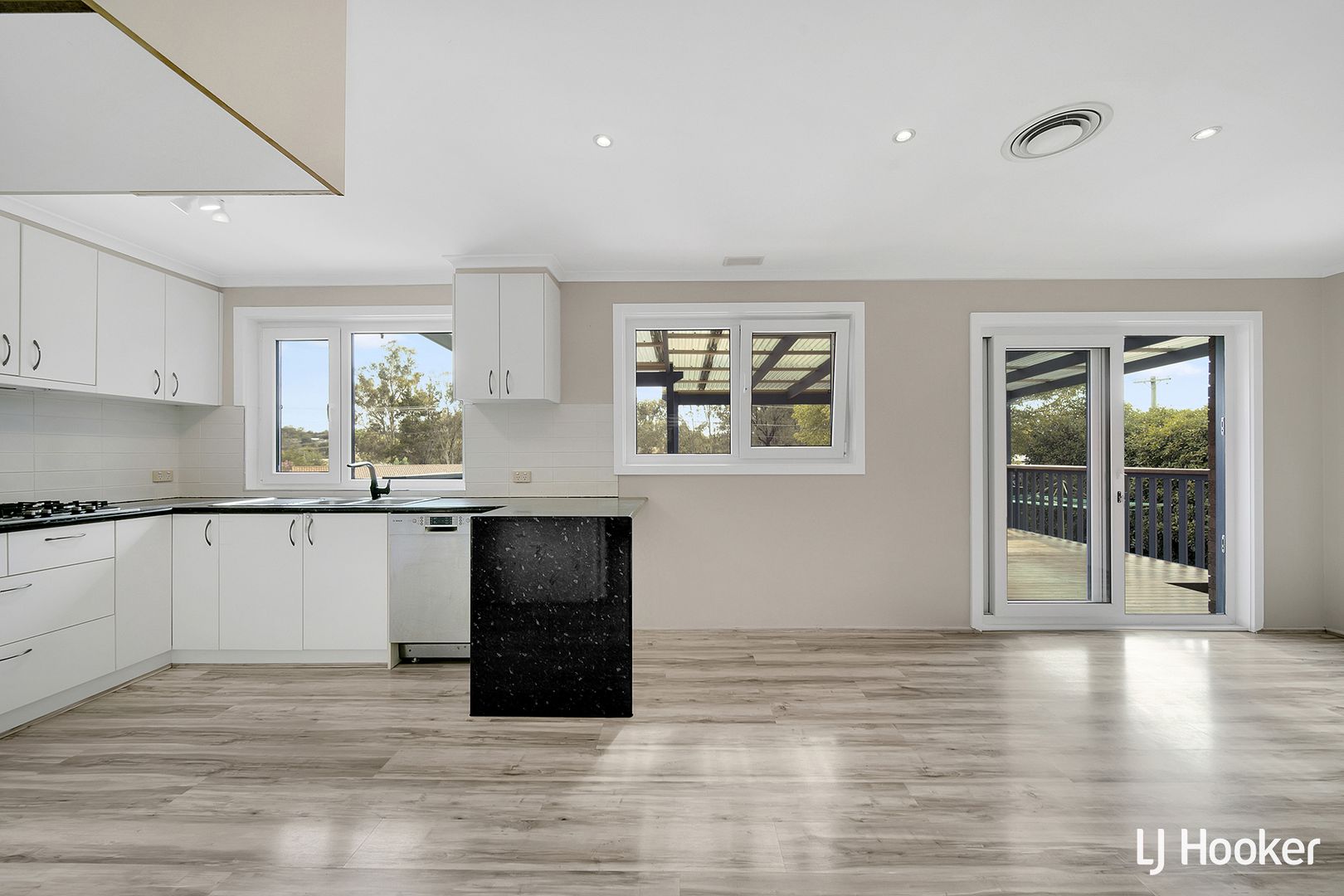 49 Macrossan Crescent, Latham ACT 2615, Image 2