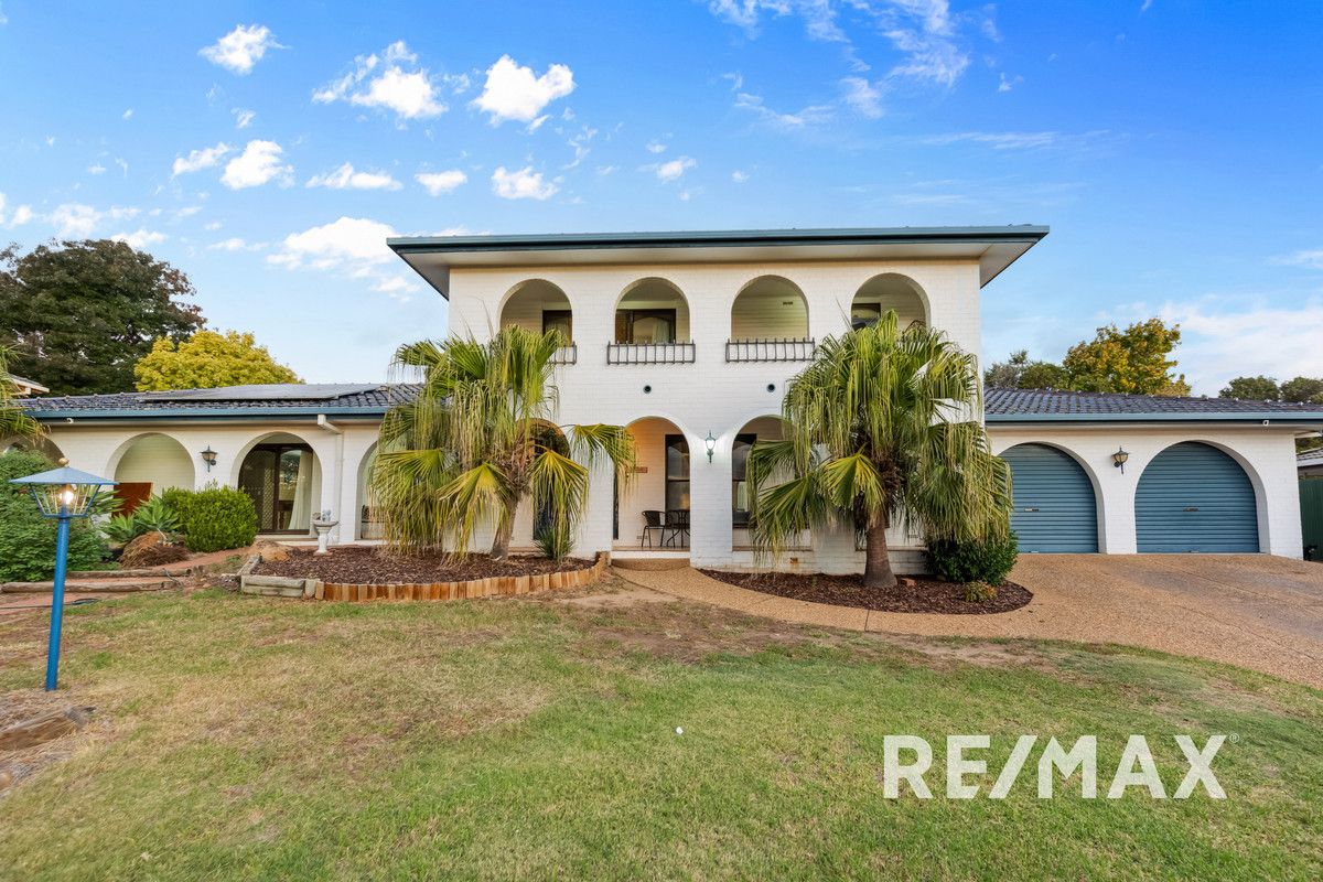 4 bedrooms House in 29 Missouri Avenue TOLLAND NSW, 2650