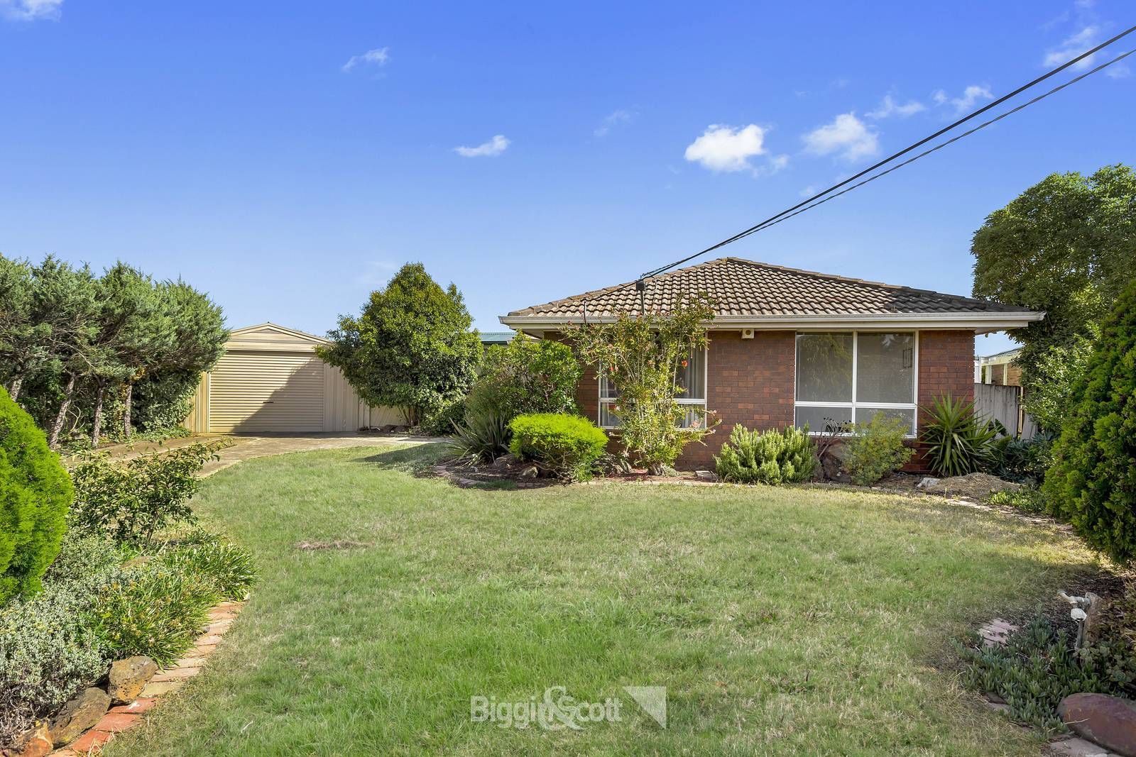 4 Pitta Close Werribee Vic 3030 Domain