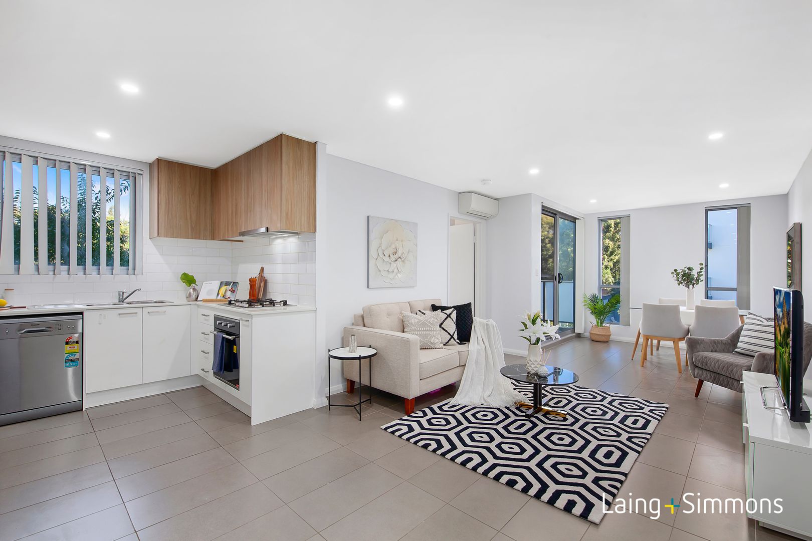 16/14-18 Peggy Street, Mays Hill NSW 2145, Image 1