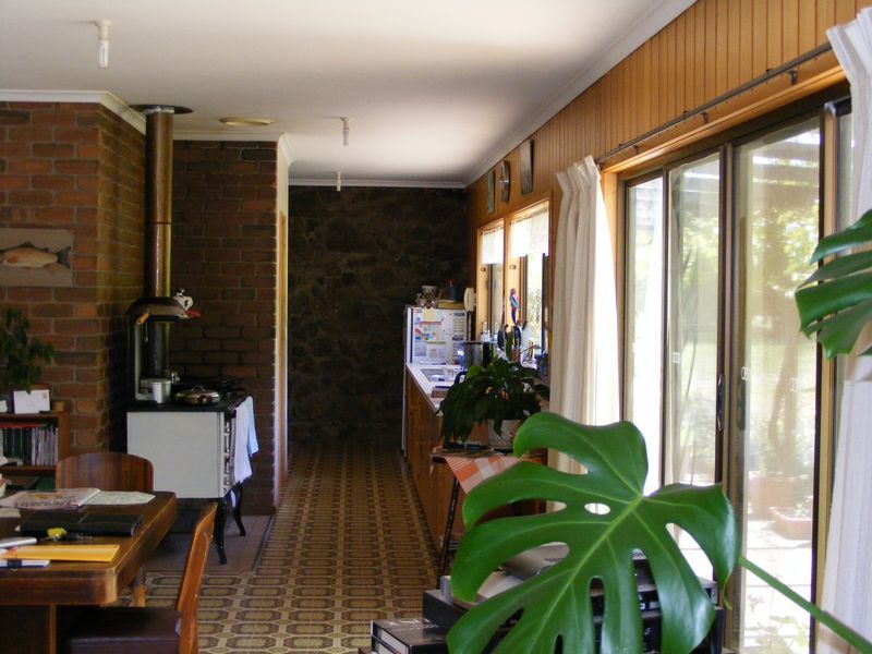 5 Old Friends Road, YEO VIC 3249, Image 2