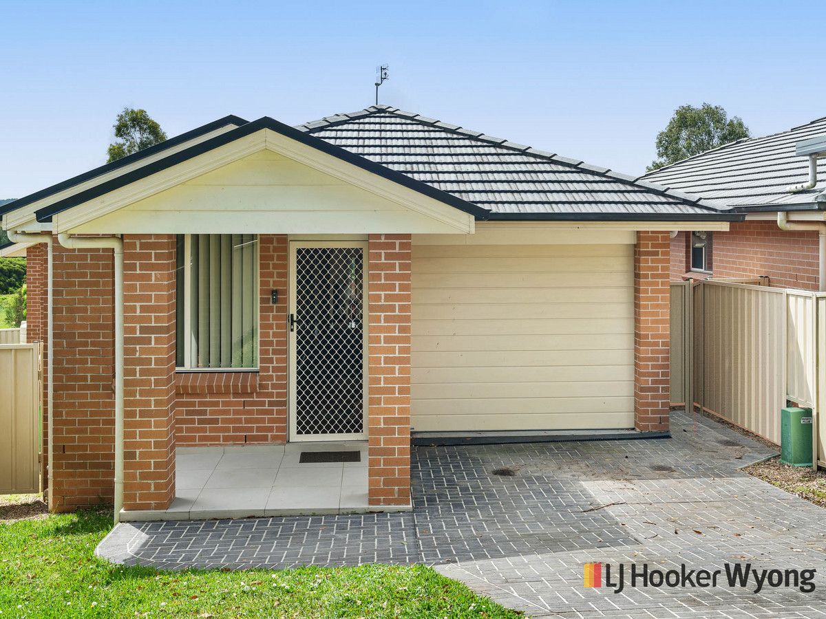 18 Weaver Crescent, Watanobbi NSW 2259, Image 0