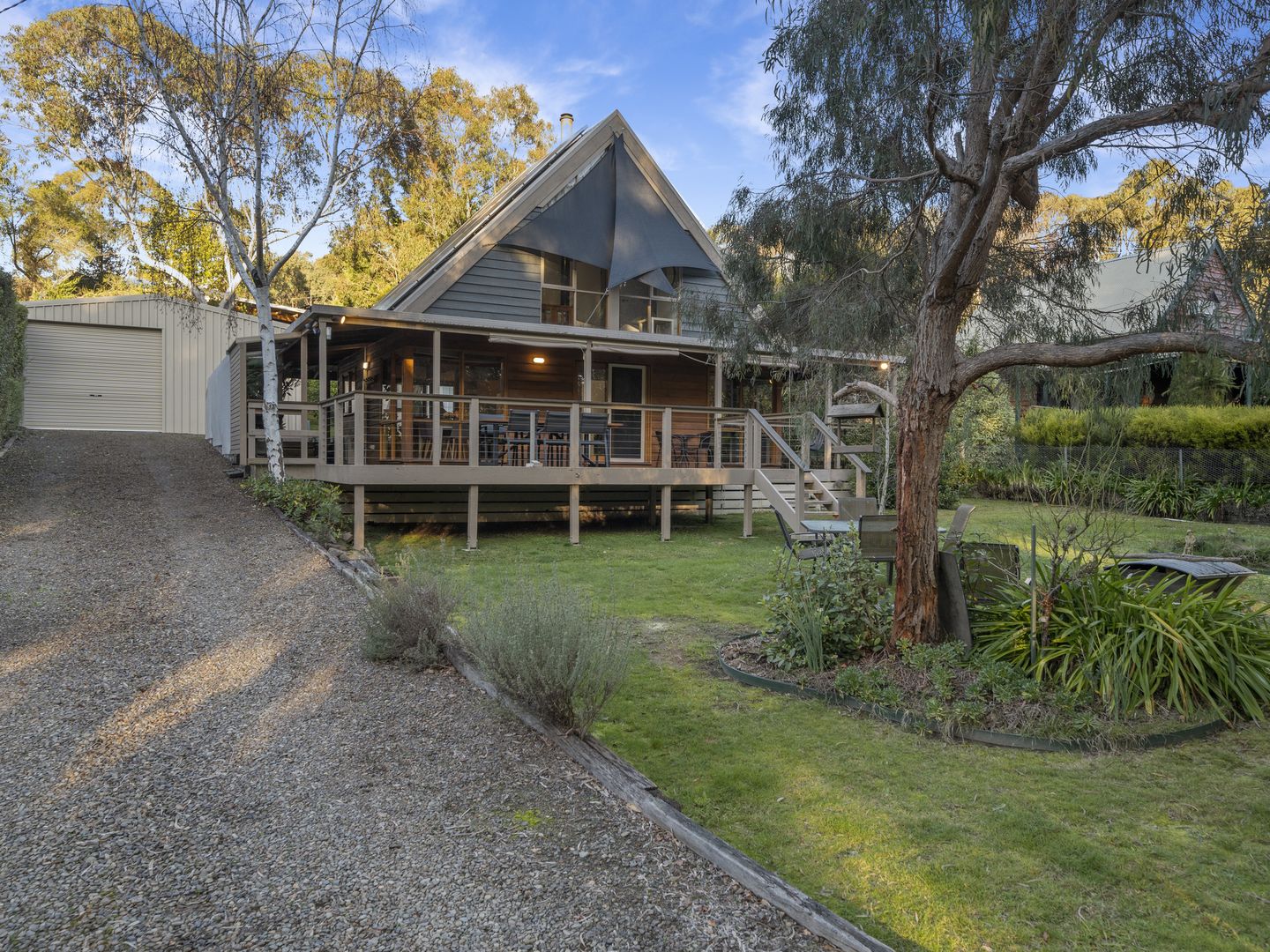 6 Barnetts Road, Howqua Inlet VIC 3723, Image 2