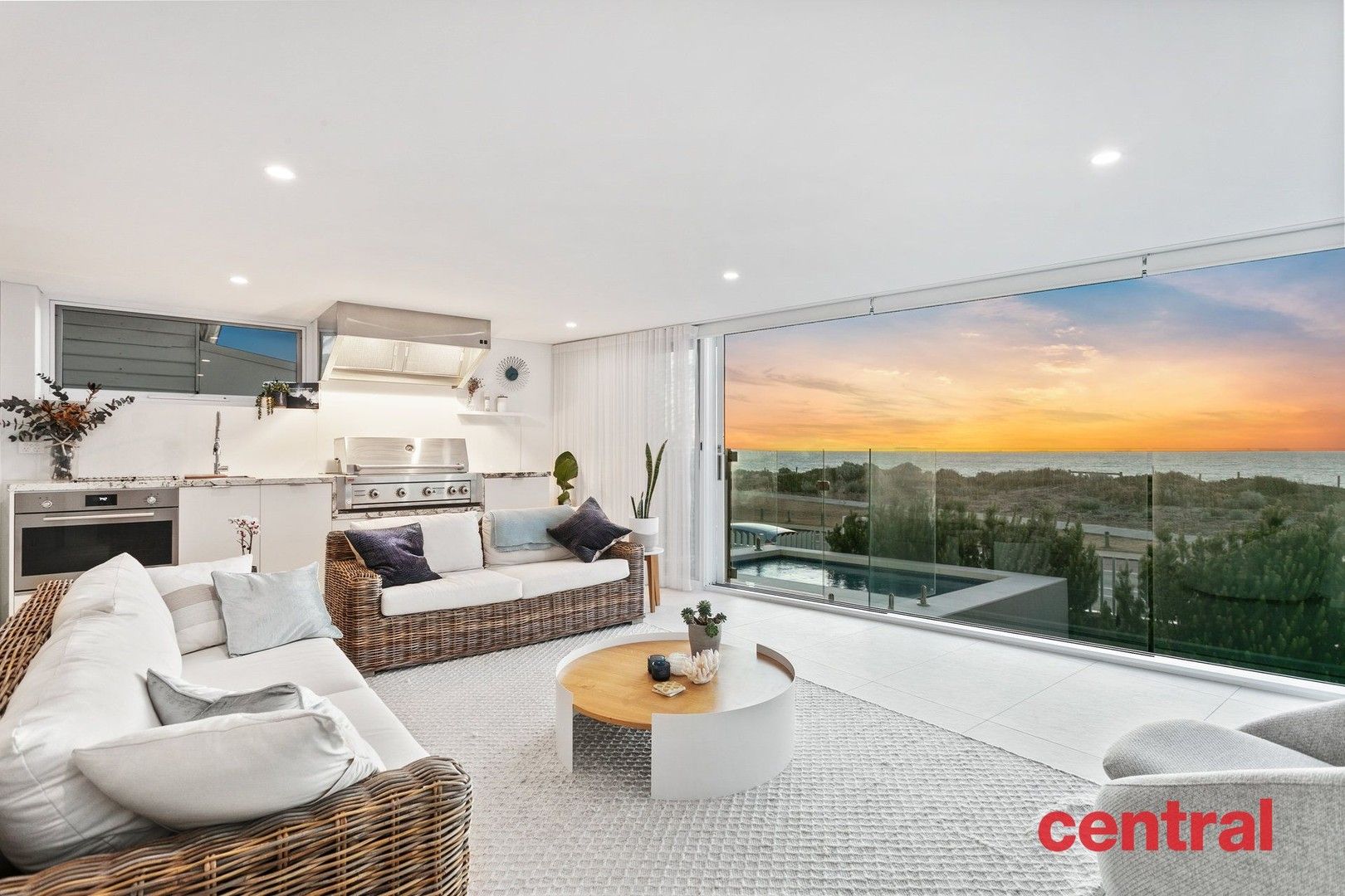 4 bedrooms House in 12 Marine Parade COTTESLOE WA, 6011