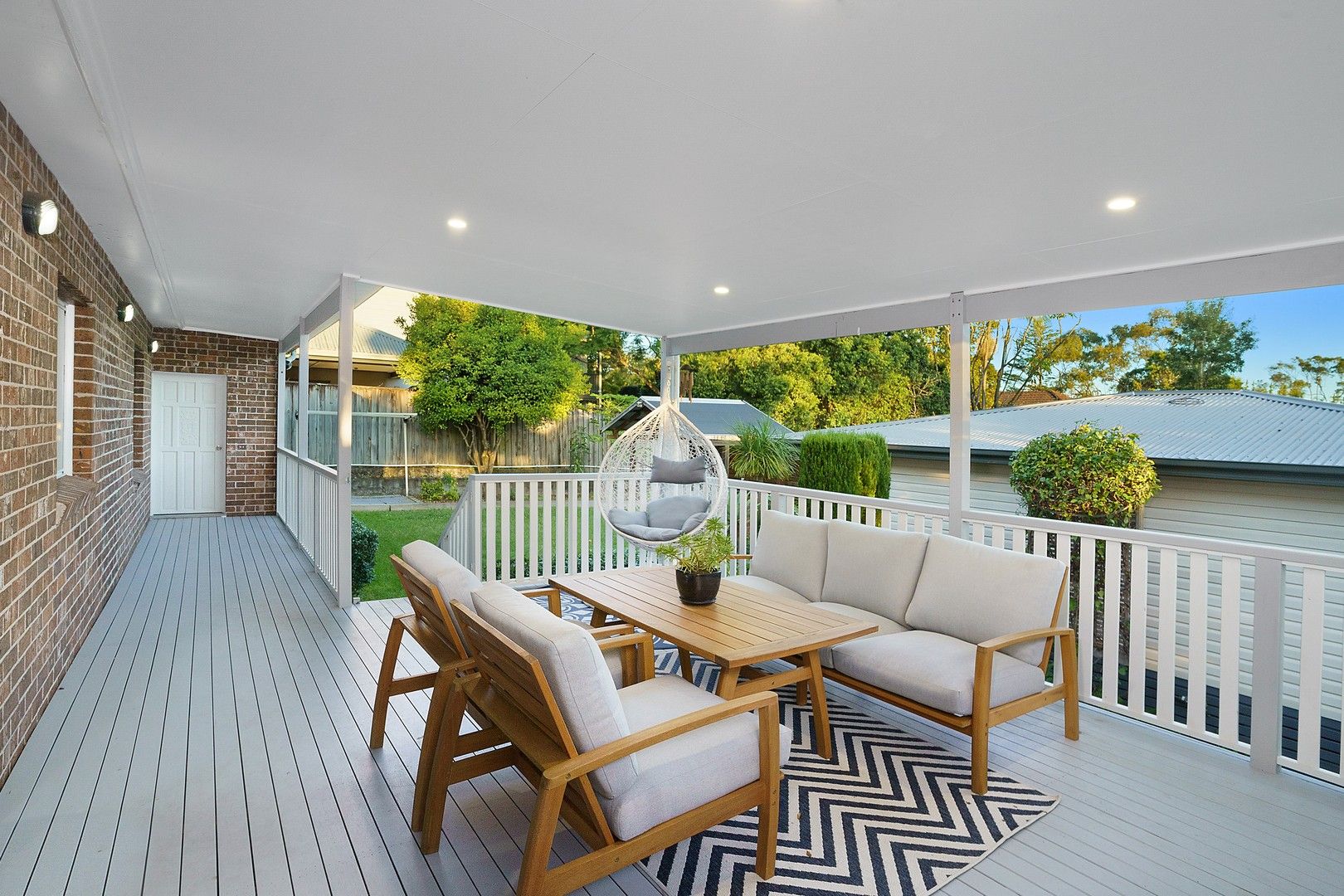 5 bedrooms House in 7 Fitzpatrick Avenue FRENCHS FOREST NSW, 2086