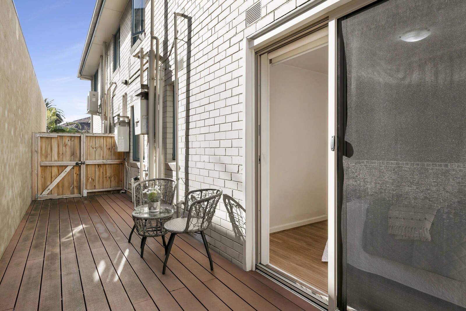 2 bedrooms Apartment / Unit / Flat in 2/5 Joyce Street ELWOOD VIC, 3184