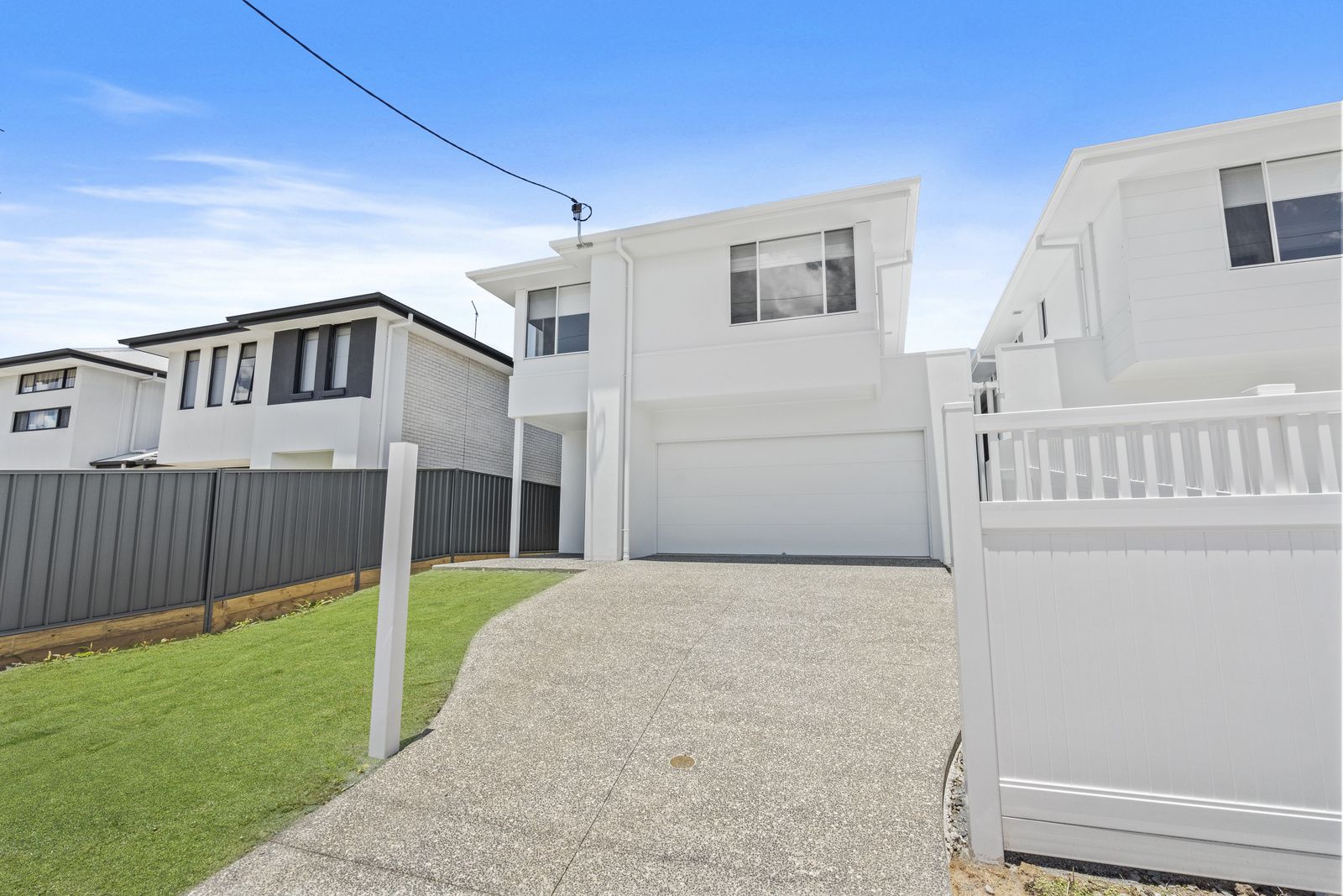 4 bedrooms House in 103 Junction Road MORNINGSIDE QLD, 4170