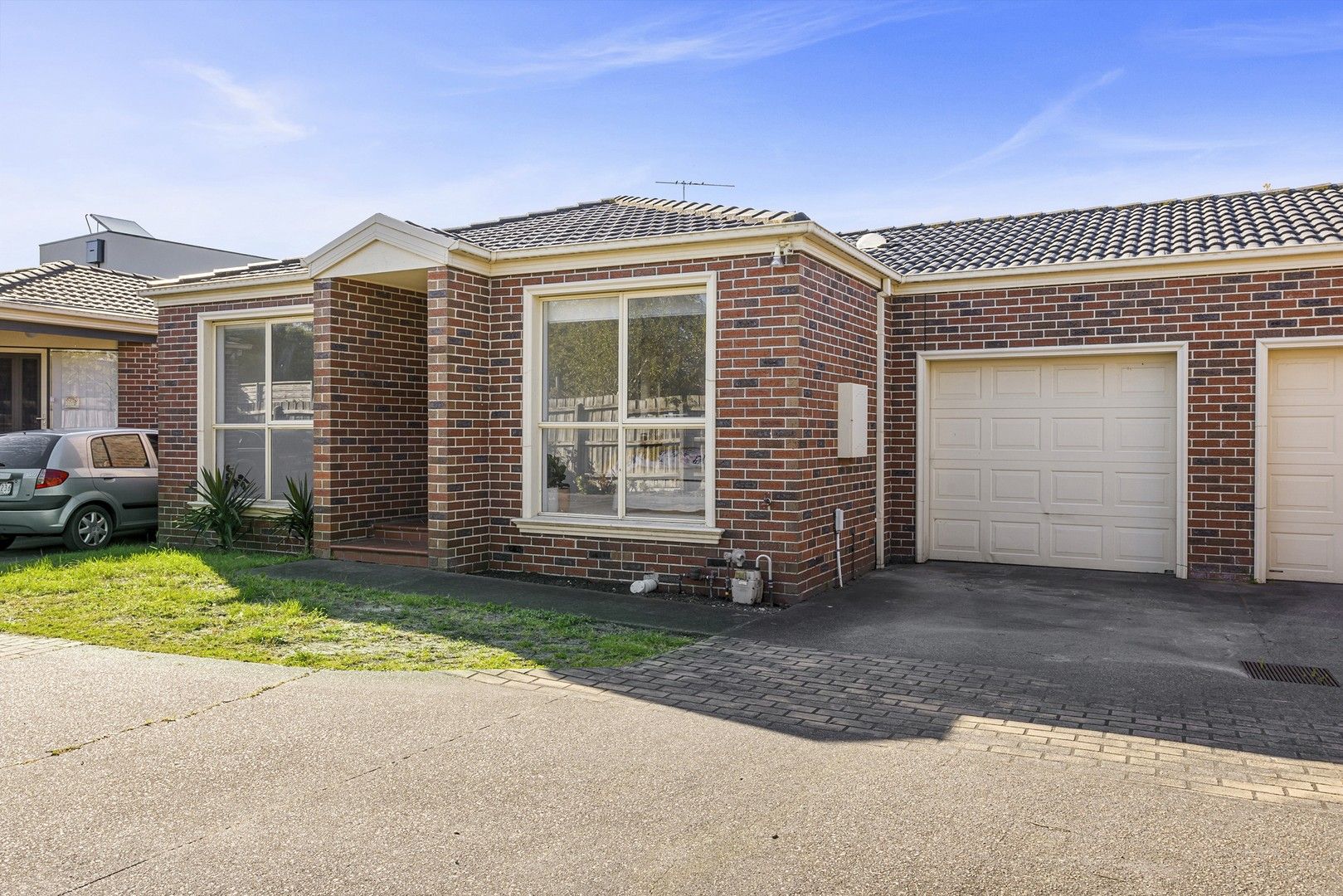 2 bedrooms Townhouse in 2/6 Staughton Avenue CAPEL SOUND VIC, 3940