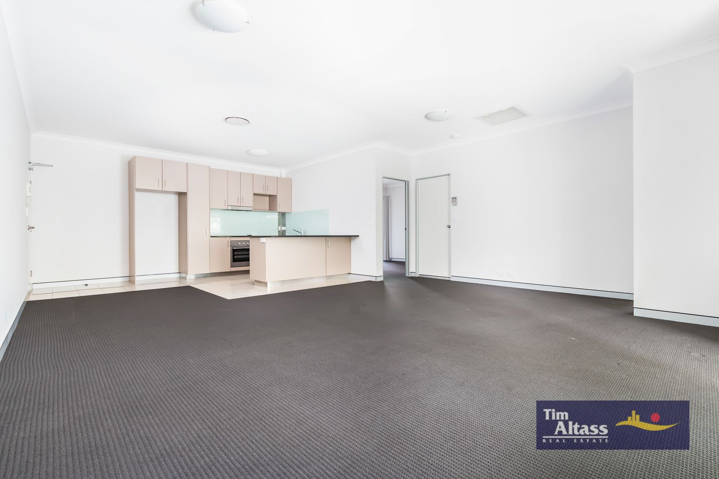18/8 Overend Street, Norman Park QLD 4170, Image 2