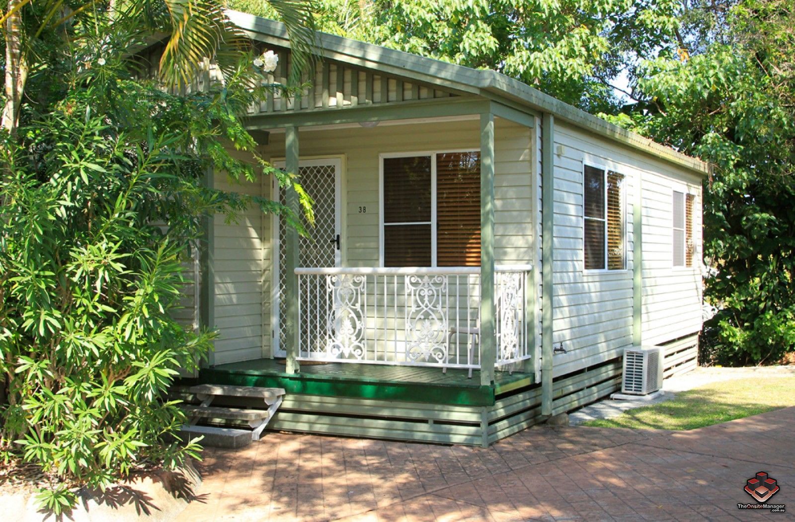 3 bedrooms Villa in ID:21067847/71 Hinde Street ASHMORE QLD, 4214