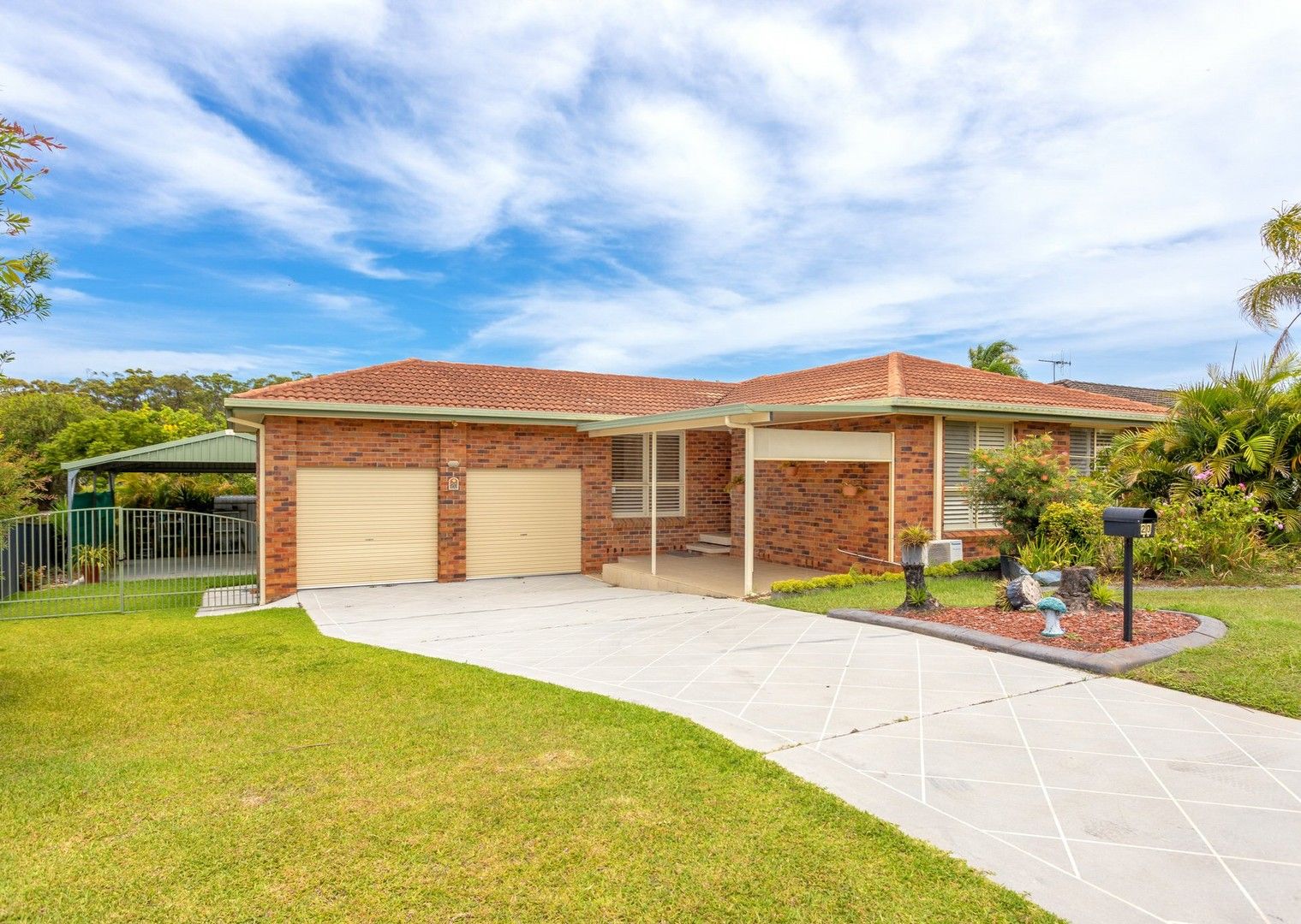 20 Carrabeen Drive, Old Bar NSW 2430