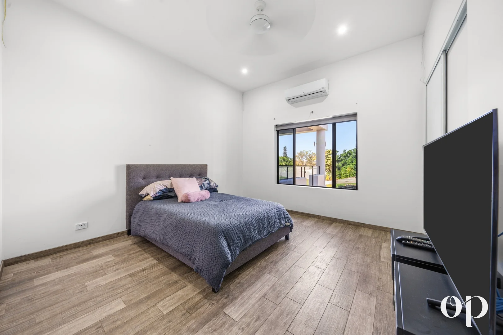 Additional image 14 of 30-32 Columbine Way, Gaven QLD 4211