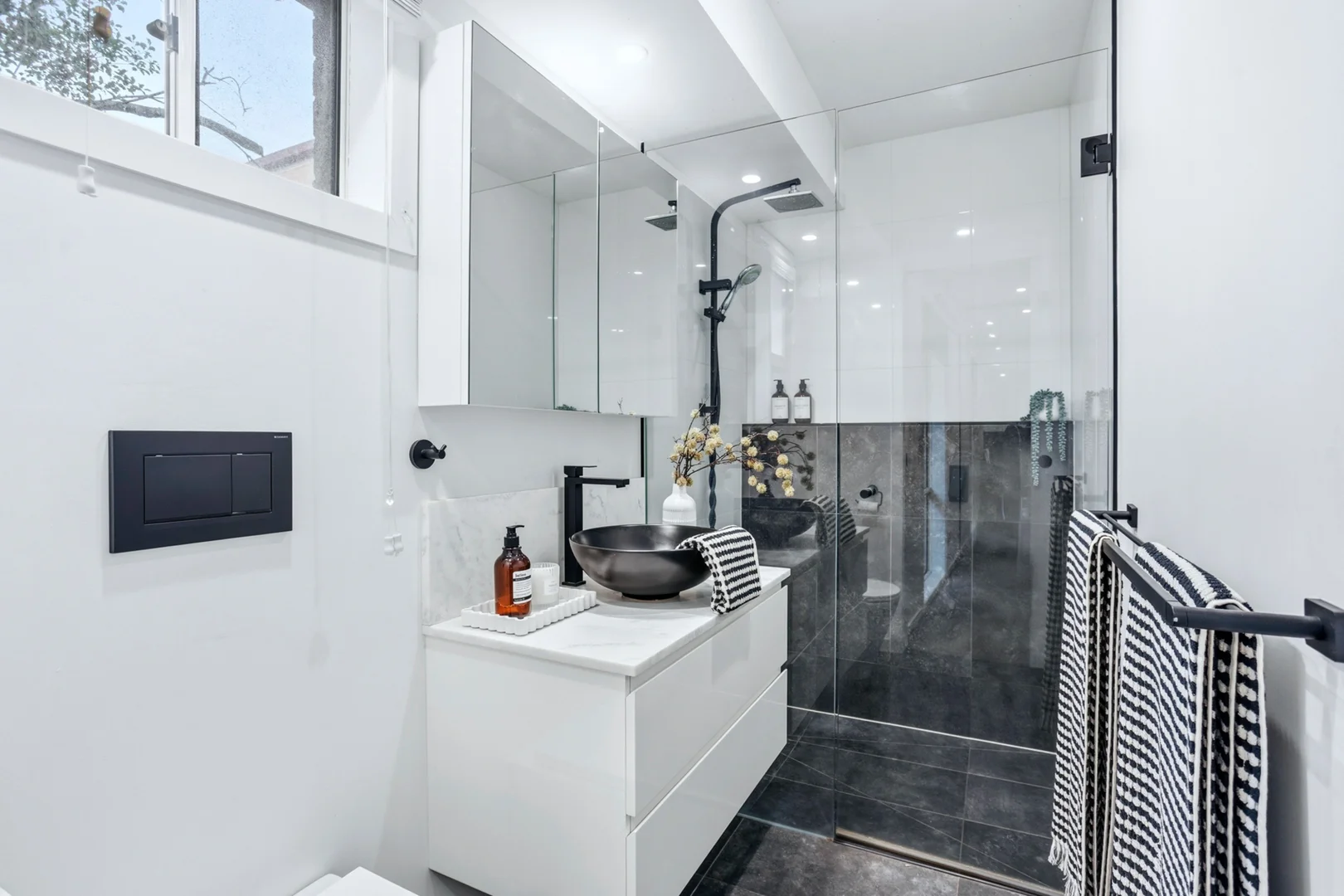 Additional image 10 of 1/34-38 Kingsville Street, Kingsville VIC 3012