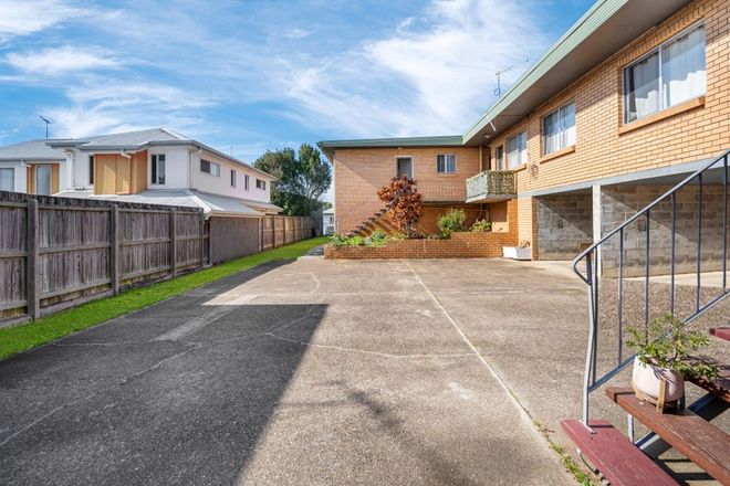 41 Burlington Street Holland Park 4121 - Image 5