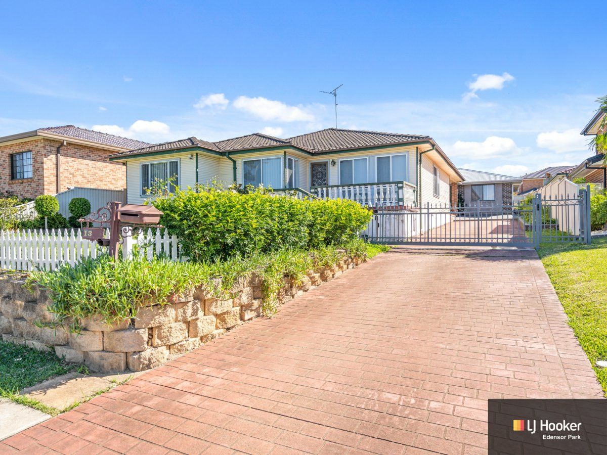 13 Boomerang Road, Edensor Park NSW 2176, Image 0