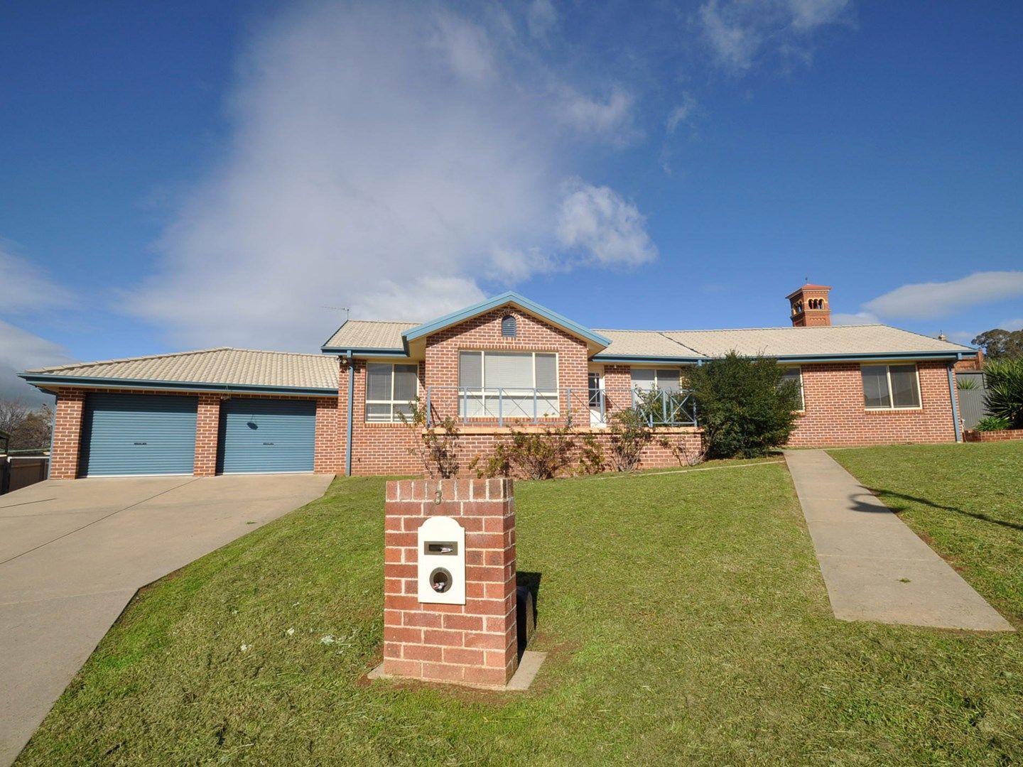 3 Pike Place, Junee NSW 2663, Image 0
