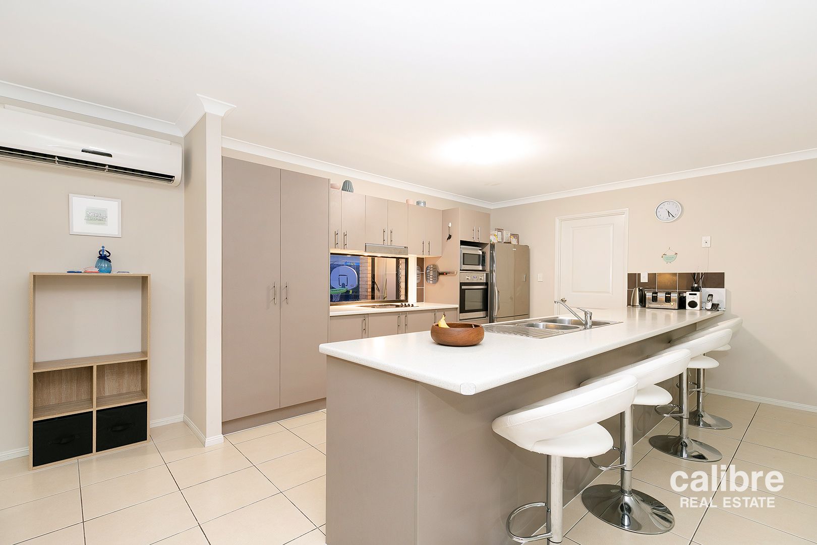 162 Beaufort Crescent, Moggill QLD 4070, Image 1