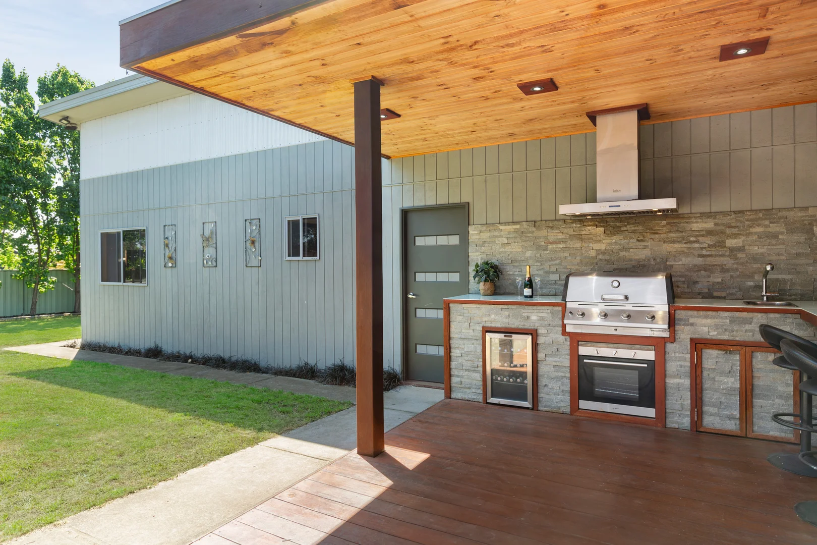 Additional image 19 of 2 Village Court, Mansfield VIC 3722