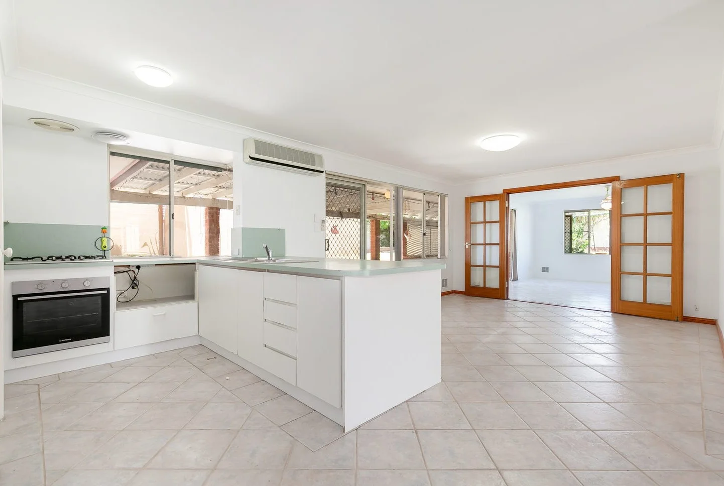 Additional image 3 of 67 The Avenue, Warnbro WA 6169