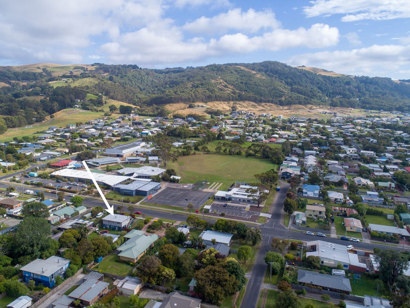 13 Pengilley Avenue, Apollo Bay VIC 3233, Image 1