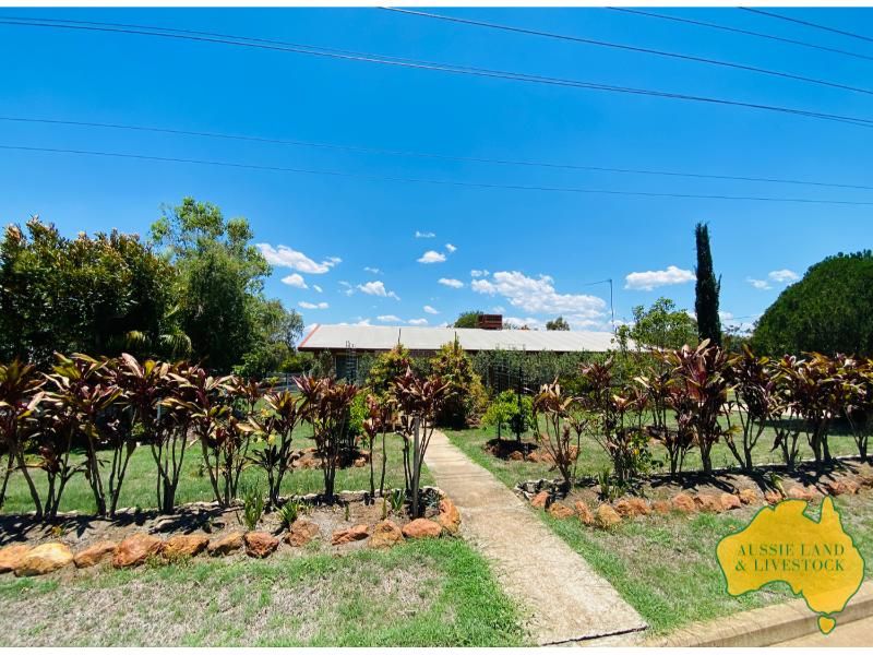 8 Spoor Street, Mundubbera QLD 4626 Domain