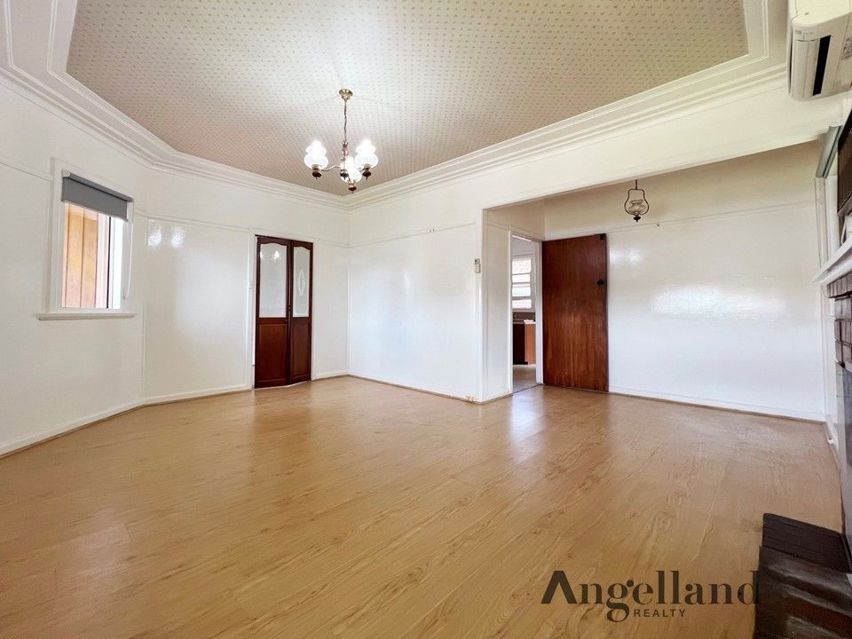 3 bedrooms House in 94 Hawksview Street GUILDFORD NSW, 2161