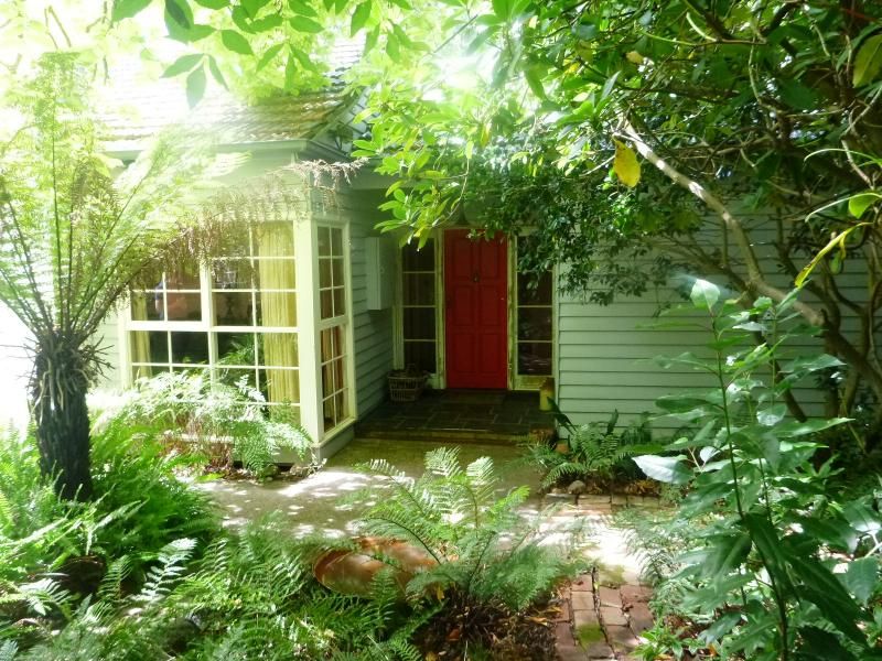 2 bedrooms House in 71 Hilton Road FERNY CREEK VIC, 3786