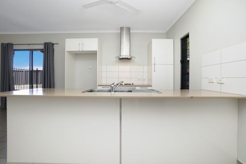 14/10 Damascene Crescent, Bellamack NT 0832, Image 2