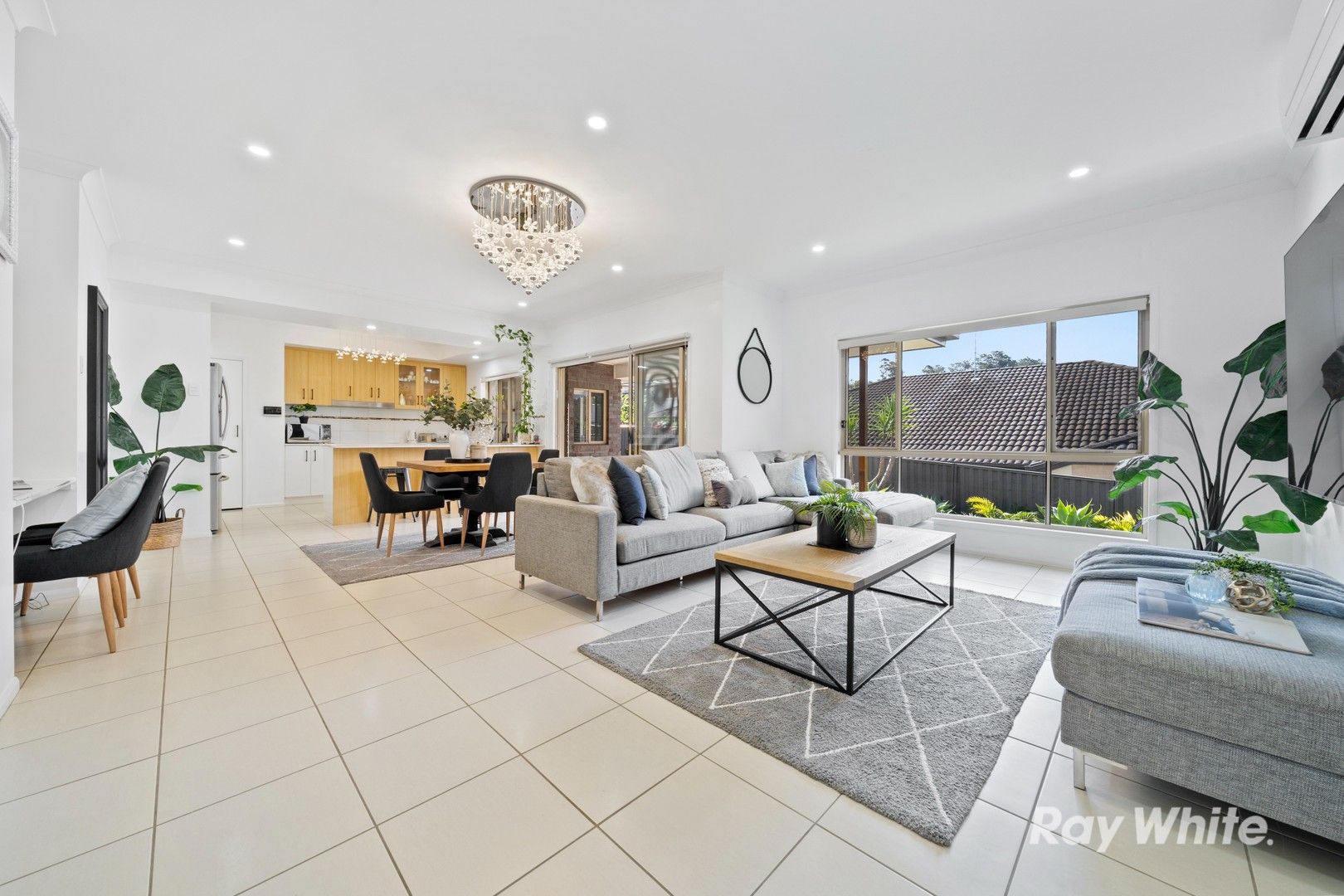 4 bedrooms House in 26 Charles Glen Street DAISY HILL QLD, 4127