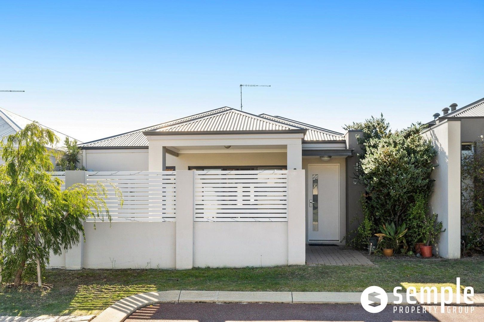 16/1 Lomax Court, Beeliar WA 6164, Image 0