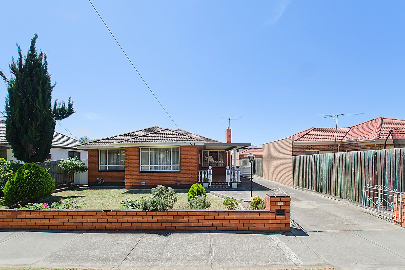 12 Raglan Street, Avondale Heights VIC 3034, Image 1