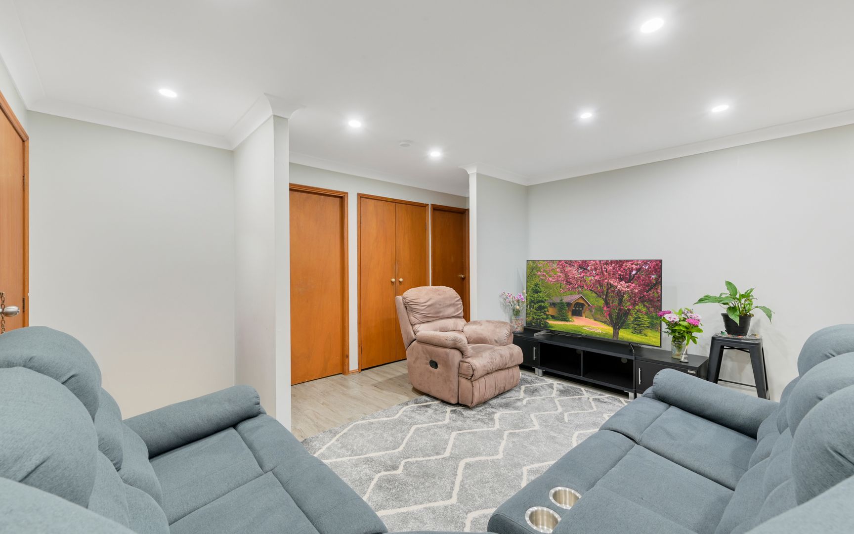 9/30 Kings Road, Ingleburn NSW 2565, Image 1