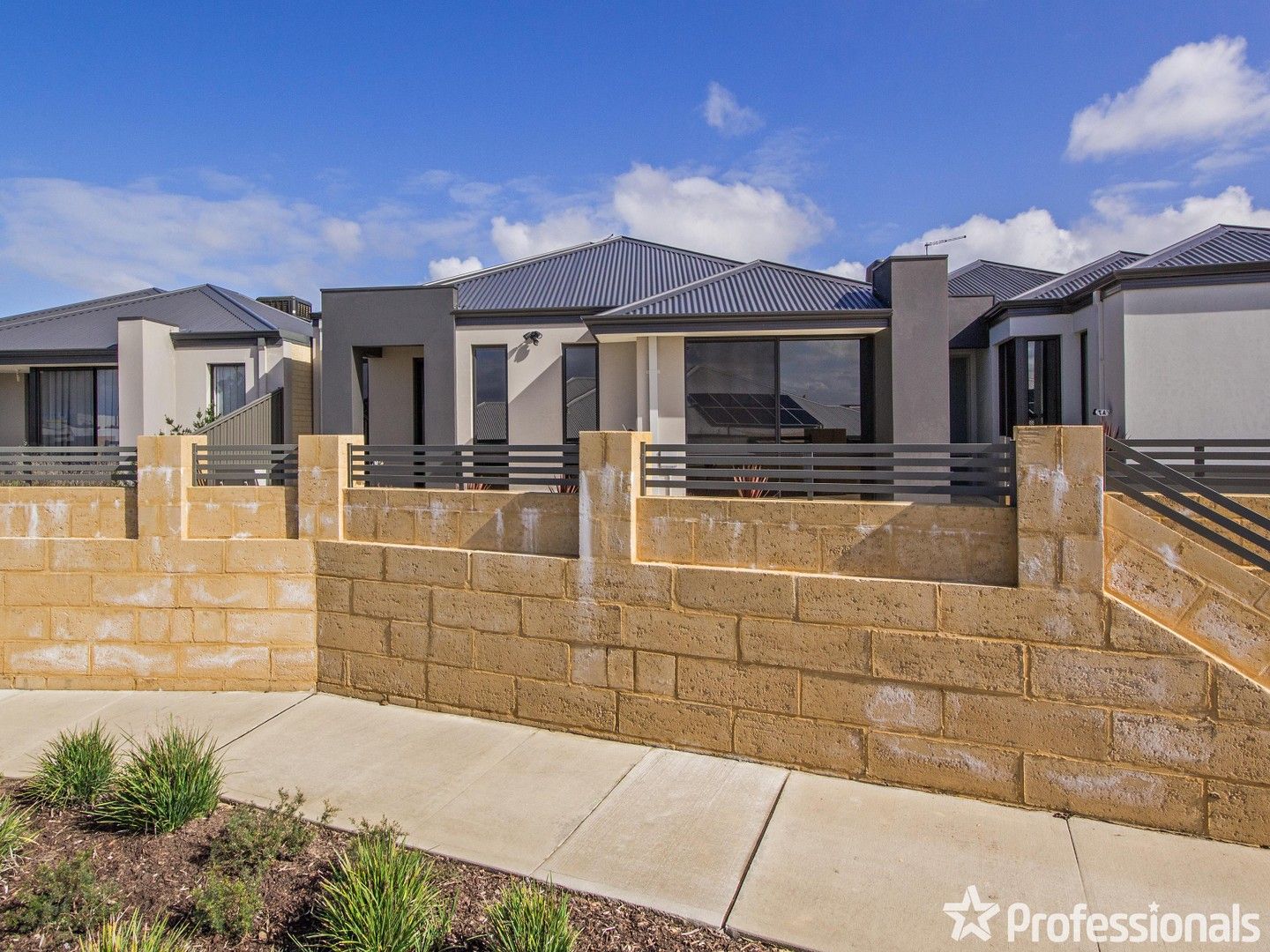 3 bedrooms House in 6B Goulburn Road BALDIVIS WA, 6171