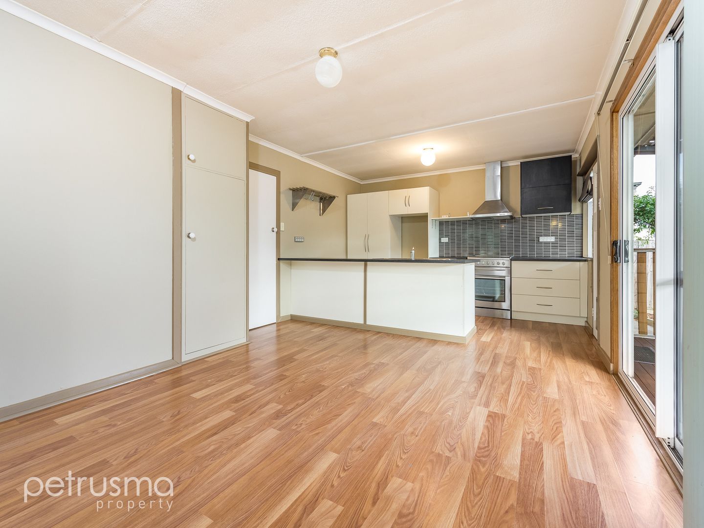 1/14 Shackleton Street, Warrane TAS 7018, Image 2