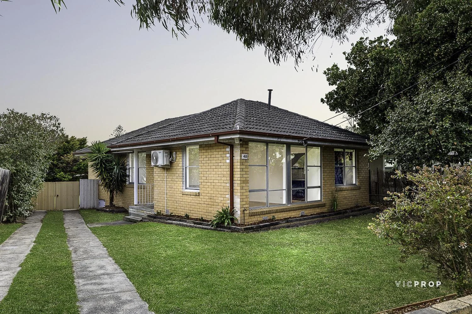 48 Nodding Avenue, Frankston North VIC 3200