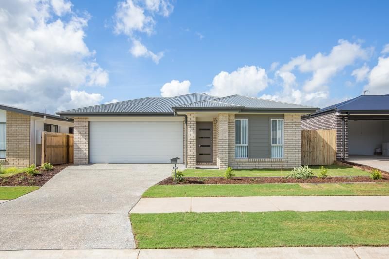 4 bedrooms House in 10 Hiddenvale Circuit YARRABILBA QLD, 4207