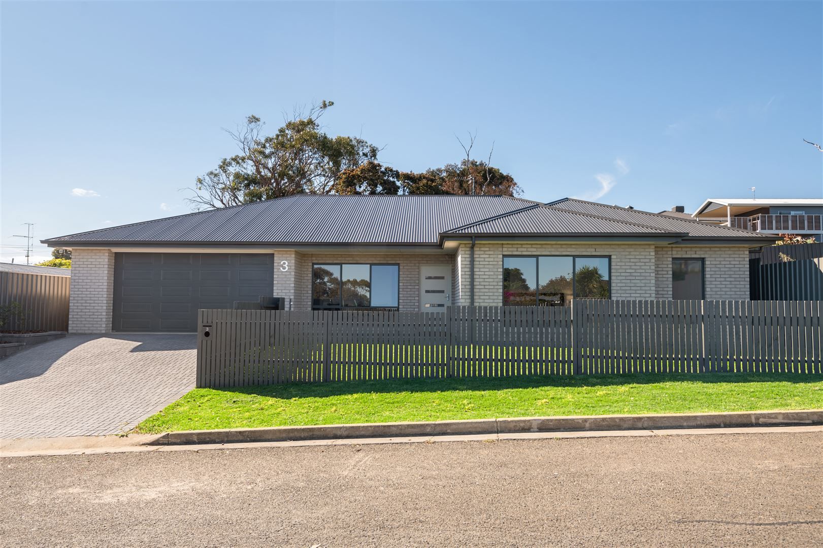 3 Nurton Avenue, Victor Harbor SA 5211, Image 0