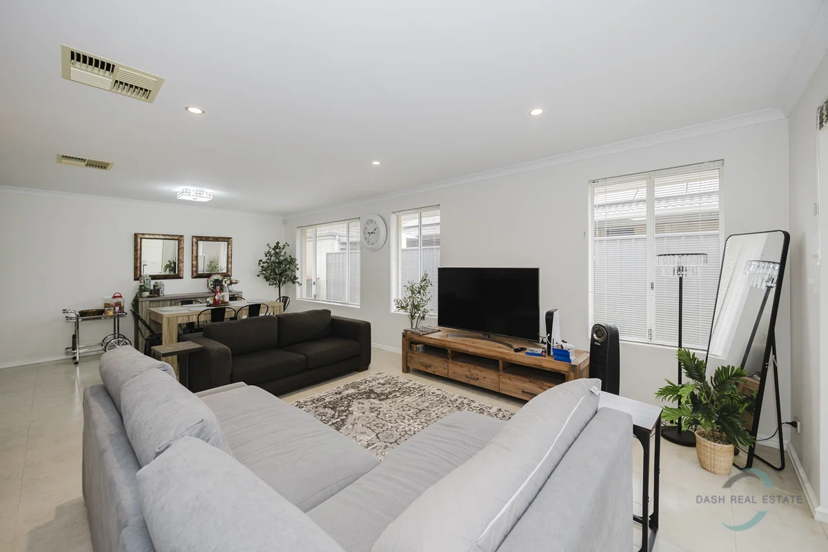 Additional image 16 of 68 Leschenault Loop, Banksia Grove WA 6031