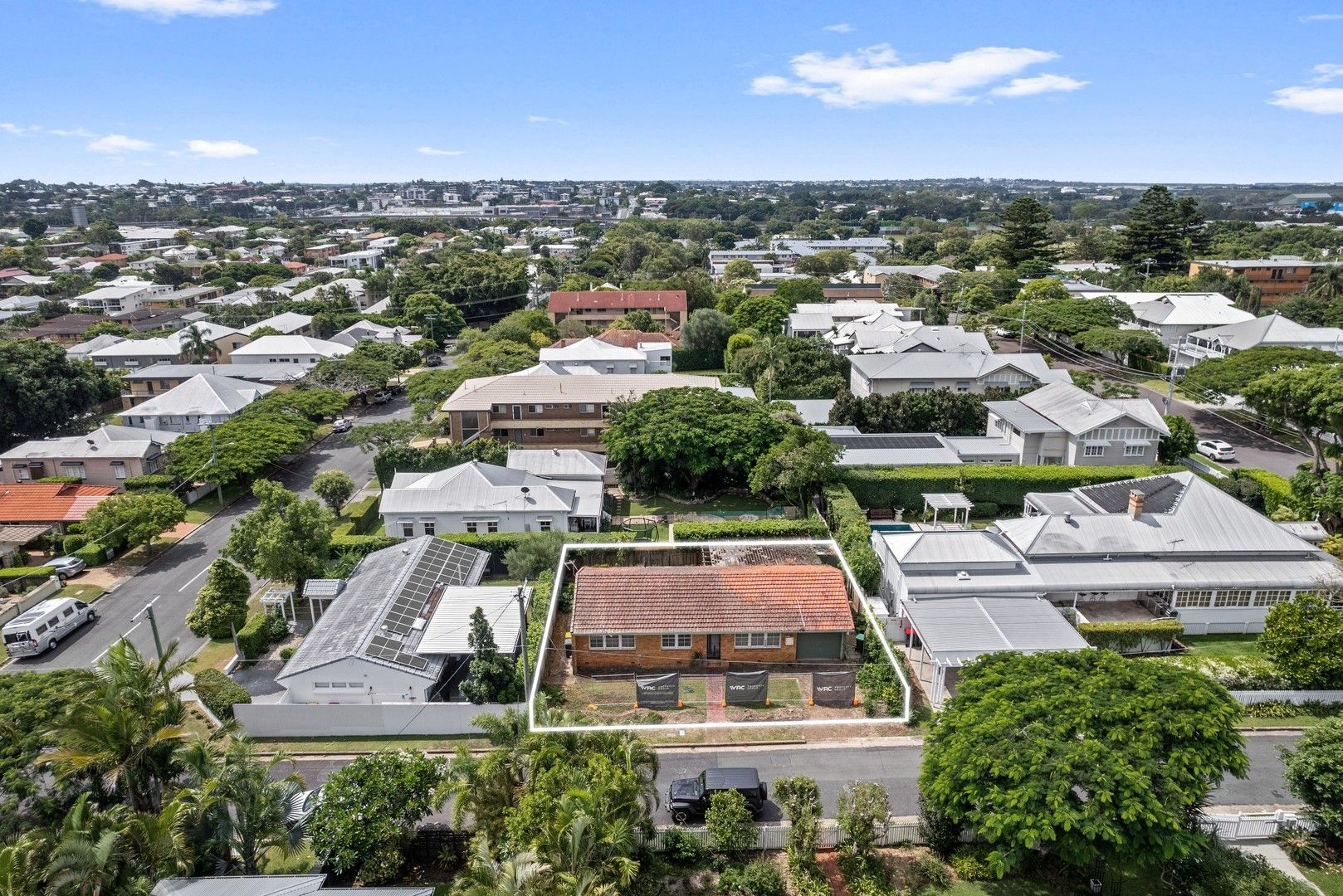 3 bedrooms House in 40 Lukin Street CLAYFIELD QLD, 4011