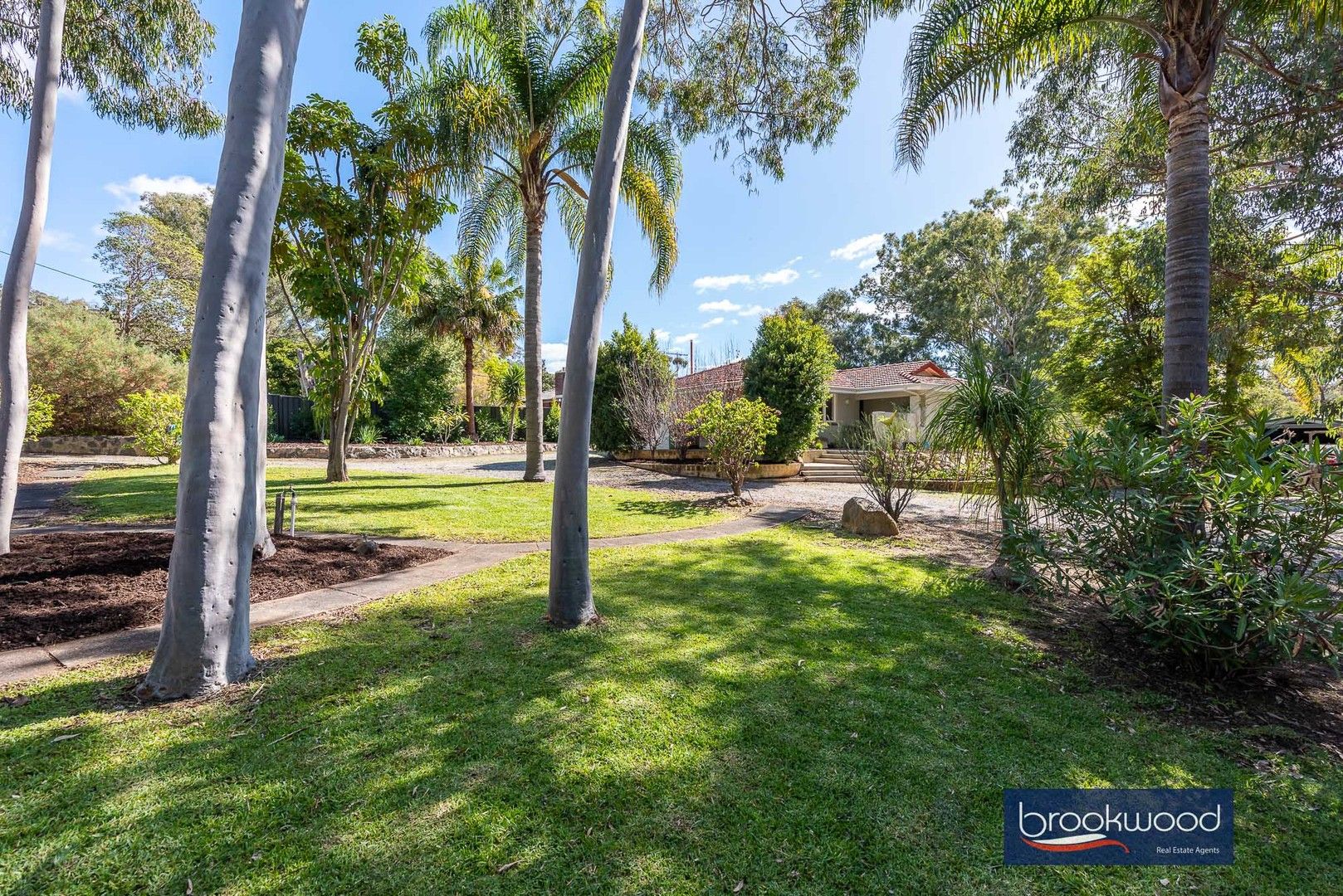 17 National Park Road, Swan View WA 6056, Image 0