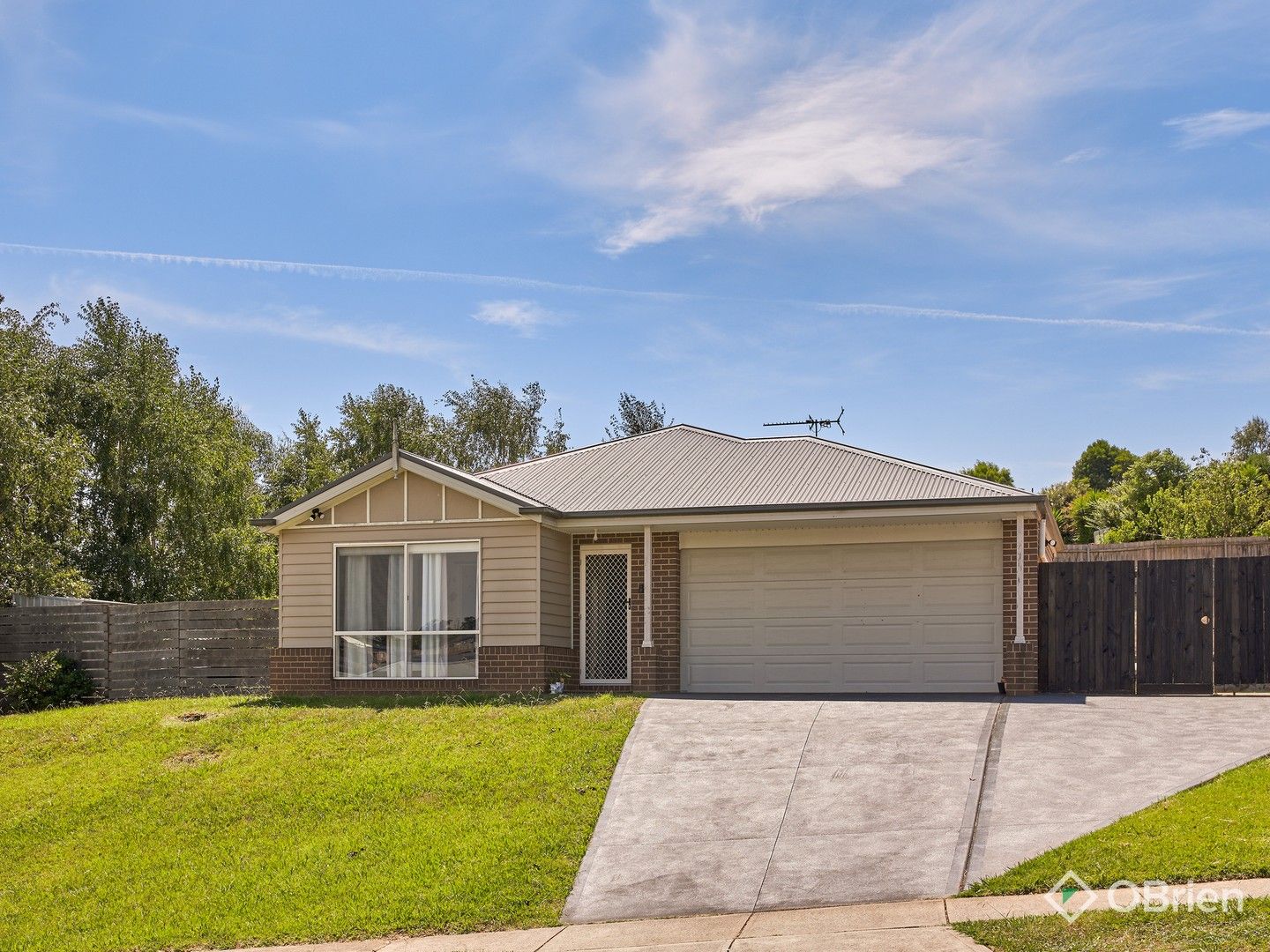 4 Greyfriars Way, Drouin VIC 3818, Image 0