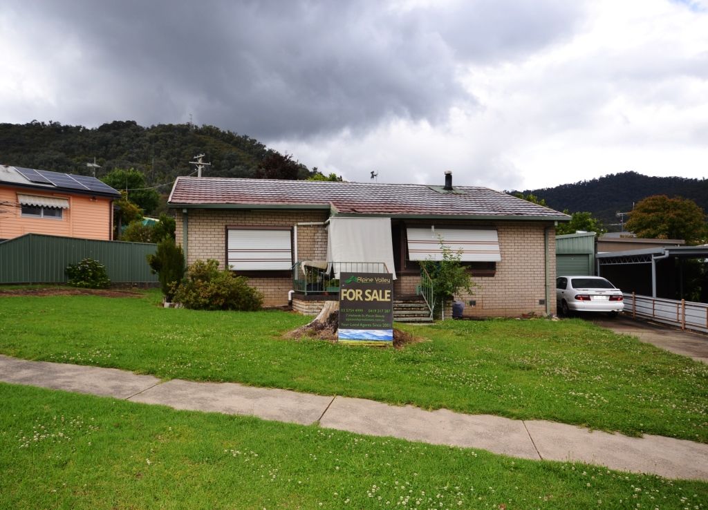 24 Lakeside Avenue, Mount Beauty VIC 3699, Image 1