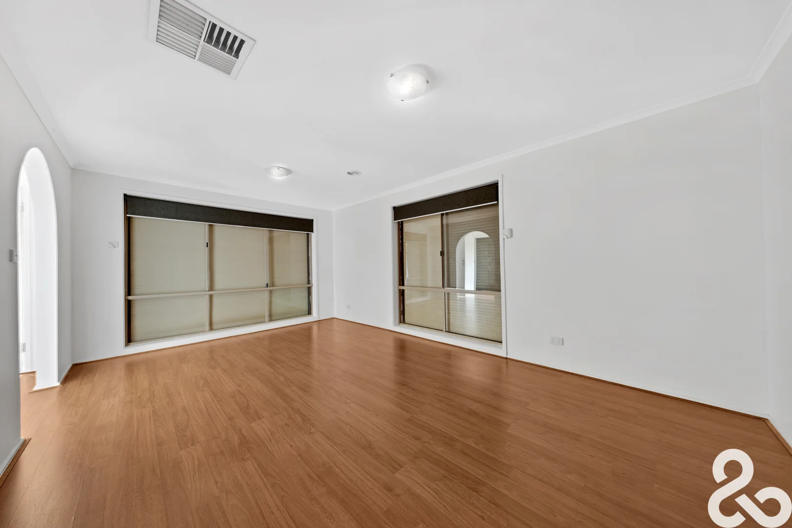 Additional image 5 of 20 Crampton Crescent, Mill Park VIC 3082