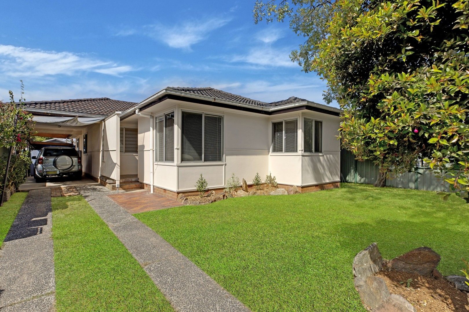 96 Dunalban Avenue, Woy Woy NSW 2256, Image 1