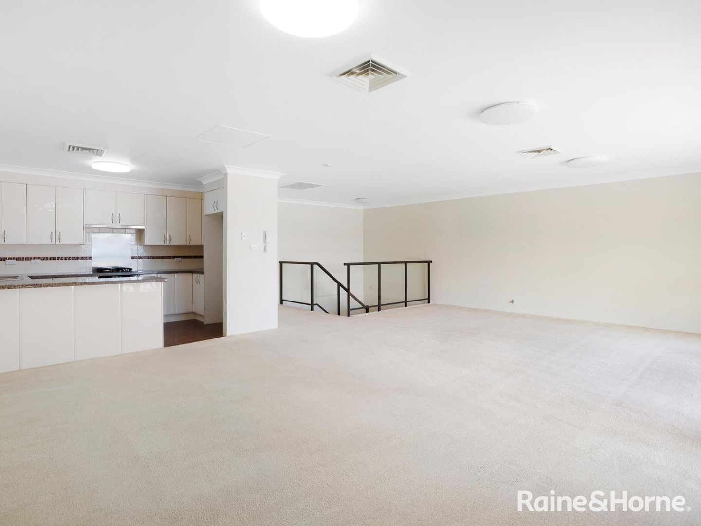 TH4/107 Henry Parry Drive (AKA 33), Gosford NSW 2250, Image 2