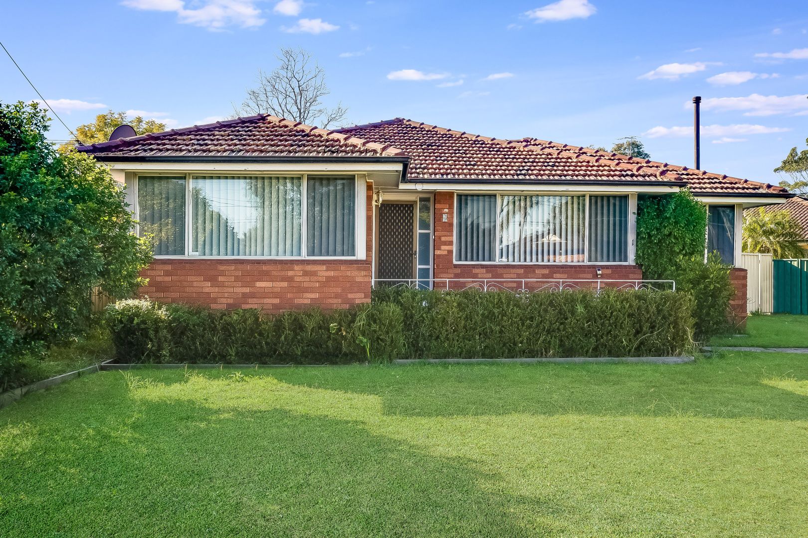 1 Carinya Place, Moorebank NSW 2170