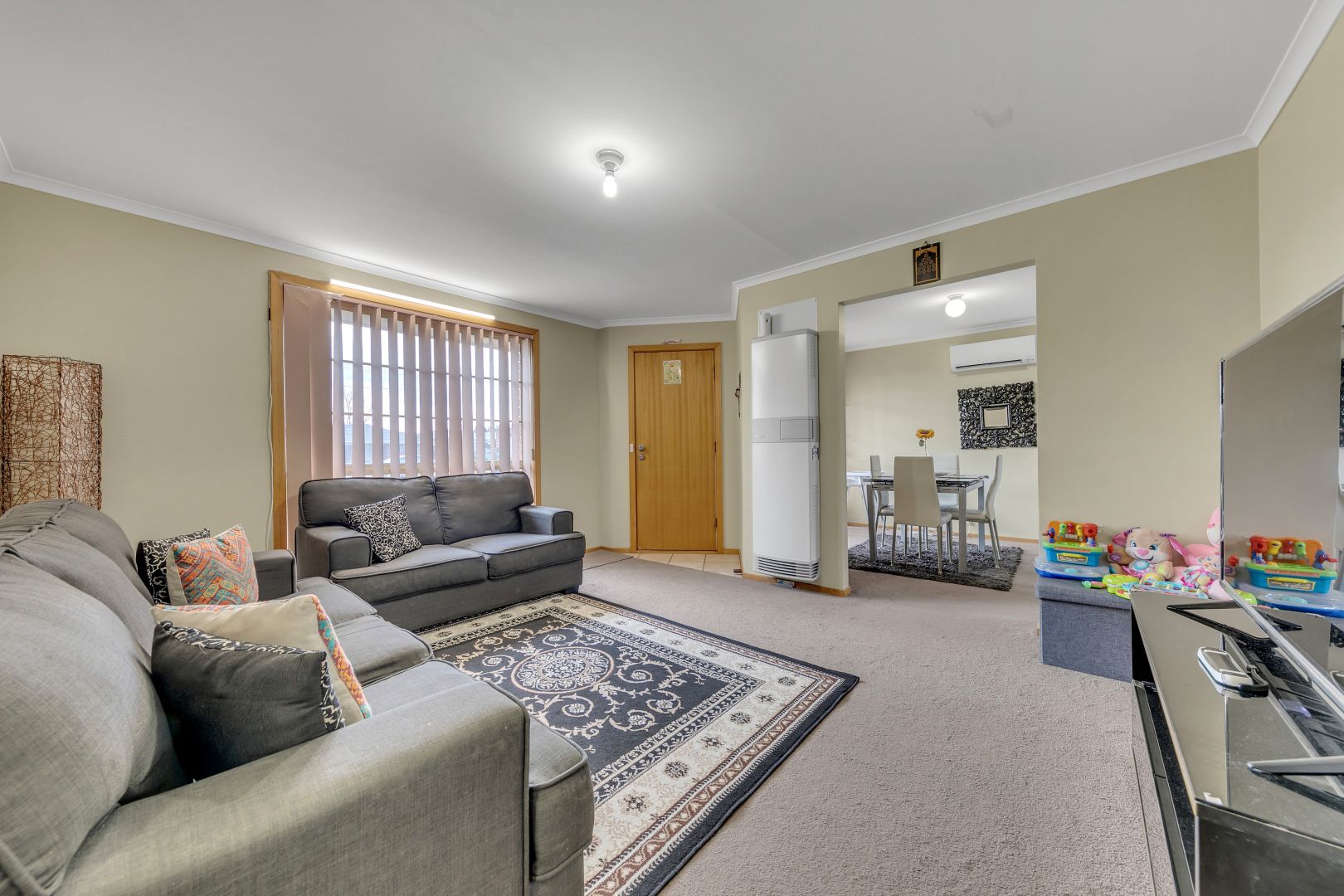 2/16 Teesdale Court, Lara VIC 3212, Image 1