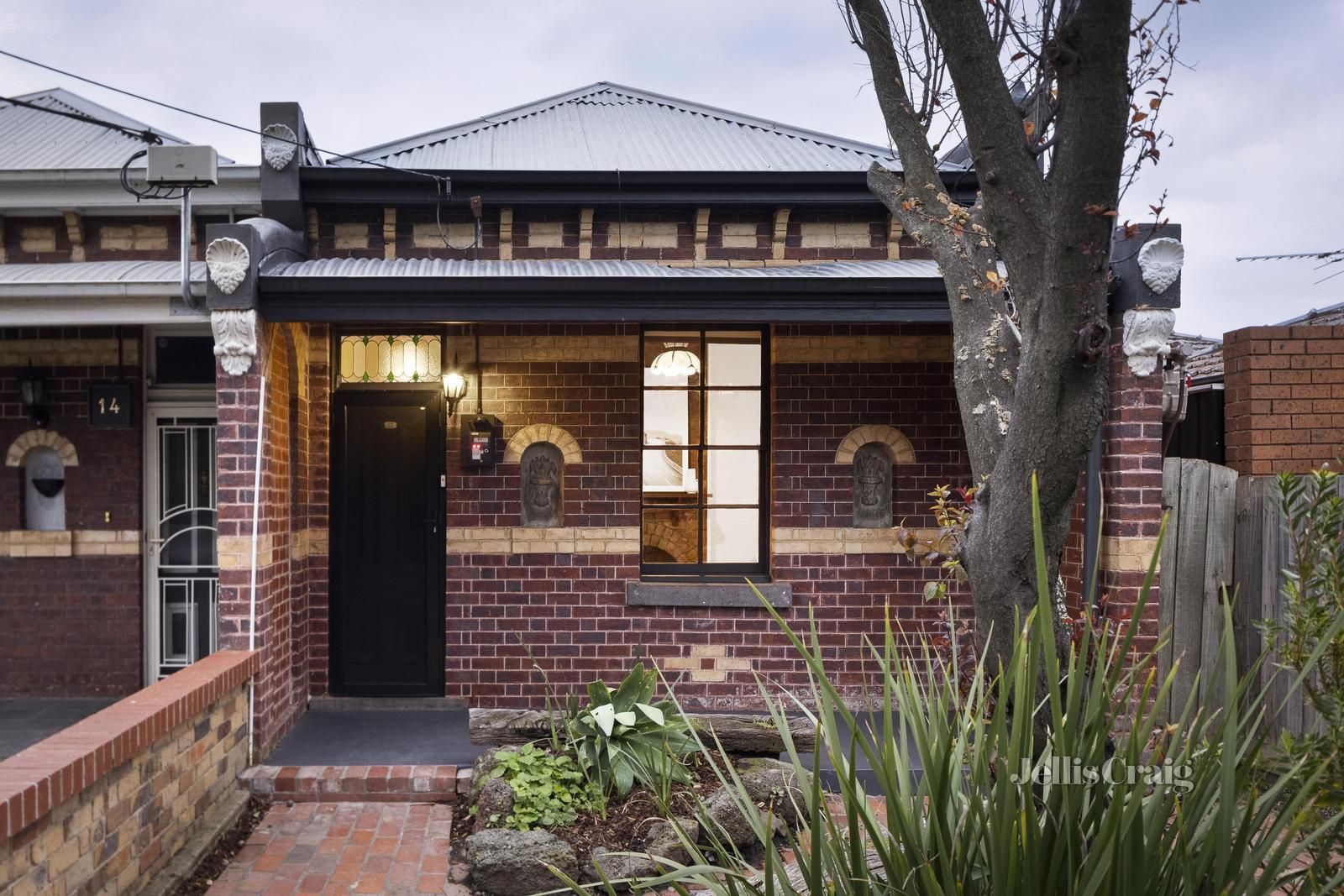 3 bedrooms House in 12 Christmas Street NORTHCOTE VIC, 3070