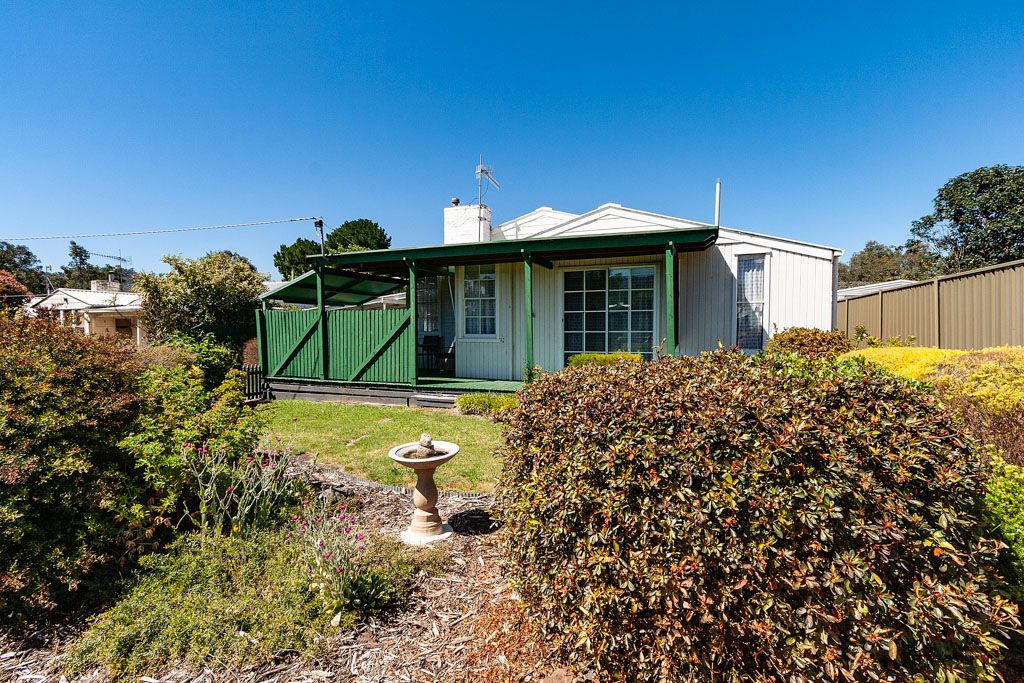 5 Tenth Street, Eildon VIC 3713, Image 1