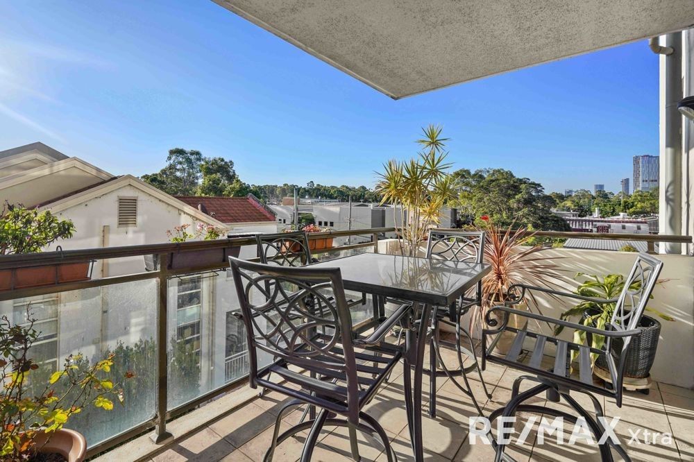 301/10 Refractory Court, Holroyd NSW 2142